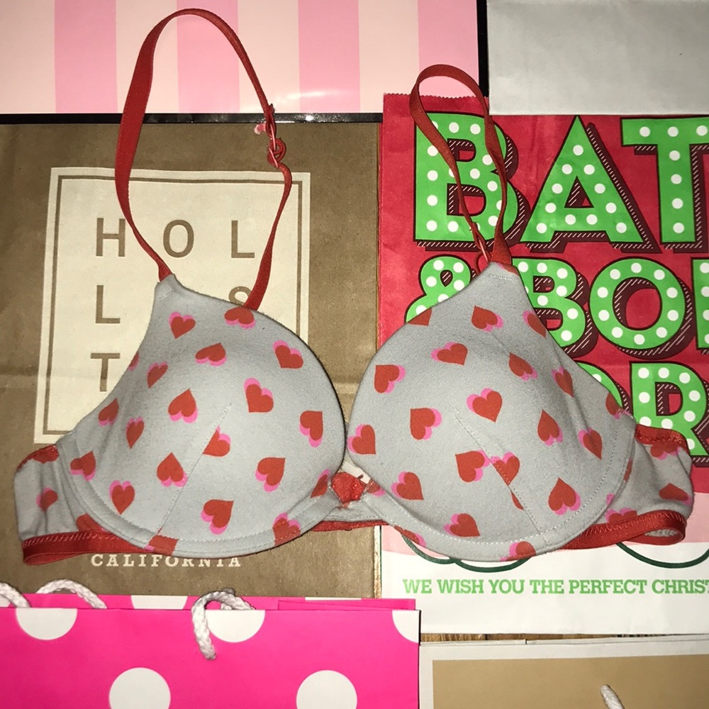 CLOSET CLOSING Xhilaration Bra